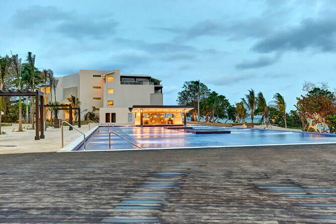 Montego Bay Airport Private Taxi to Royalton Negril - The Sum Up