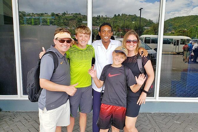 Montego Bay Airport Transfer to Resorts in Montego Bay - Key Points