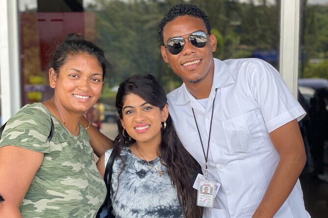 Montego Bay Airport Transfer to Resorts in Montego Bay - Authentic Experiences and Reviews