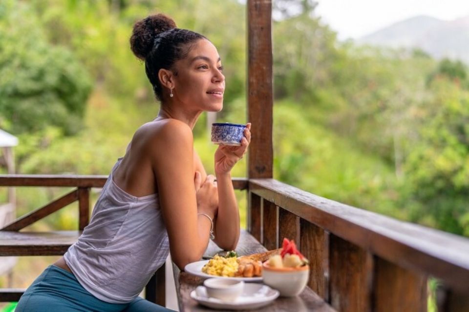 Montego Bay: Blue Mountain Hike With Waterfall Swim & Lunch - Key Points