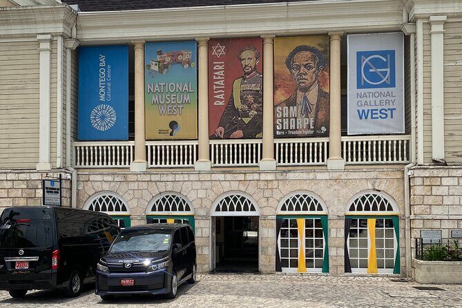 Montego Bay City Tour with Sightseeing and Shopping - Key Points