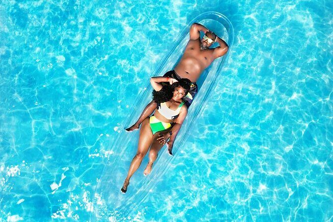 Montego Bay Clear Kayak Photoshoot & Hip Strip Shopping - Key Points