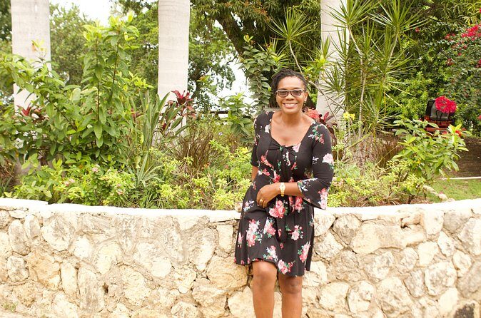 Montego Bay community highlight - Montego Bay Freeport Shopping Center: Souvenirs and Local Flair