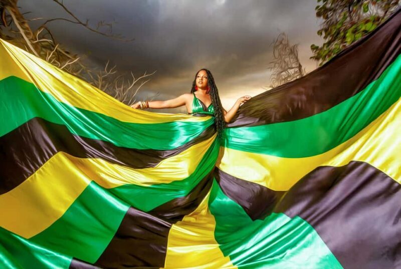 Montego Bay: Flying Dress Photoshoot in Montego Bay Jamaica - An Authentic Look at the Flying Dress Photoshoot Experience