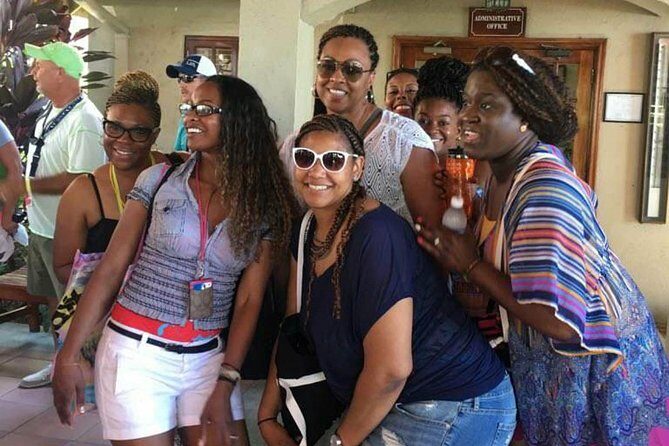 Montego Bay Hotels Private Airport Round Trip Transfers - The Experience: From Airport to Hotel and Back