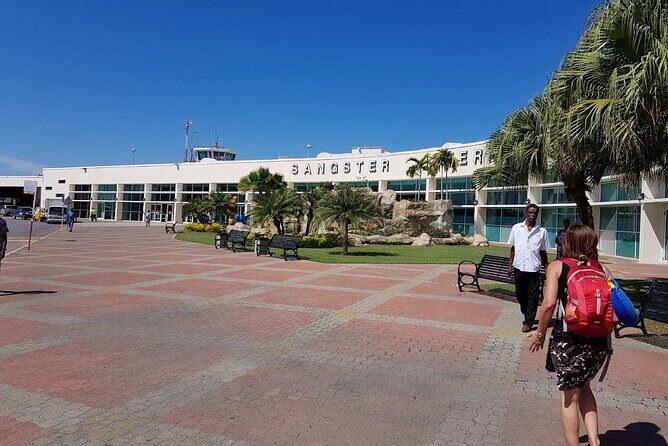 Montego Bay Ocean Coral Spring/Eden Bay Private Airport Transfer - Who Will Love This Service?