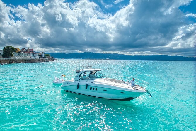 Montego Bay Private Yacht Tour With Open Bar and Lunch - Amenities Included