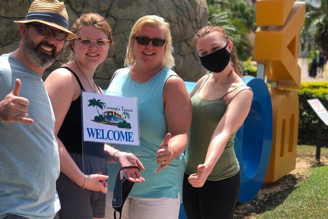 Montego Bay Roundtrip Luxury Transfer with Lounge Access - Who Should Consider This Service?