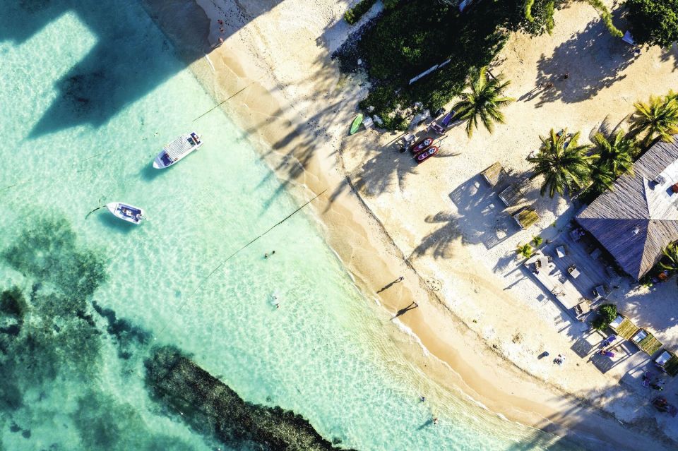 Montego Bay: Seven Miles Beach and Ricks Café Sunset View - Pickup and Drop-off