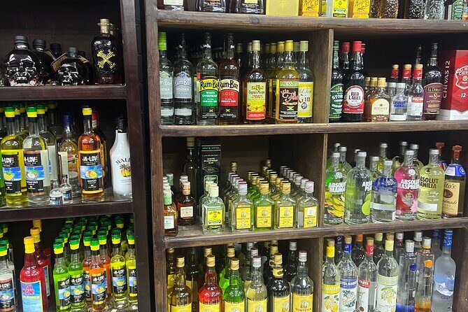 Montego Bay Sightseeing, Souvenir Shopping and local food hunt - Who Will Love This Tour?