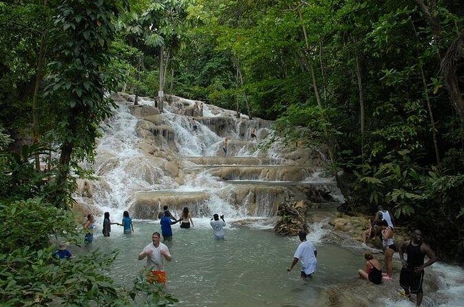 Montego Bay tour: Dunn's River Falls - FAQ
