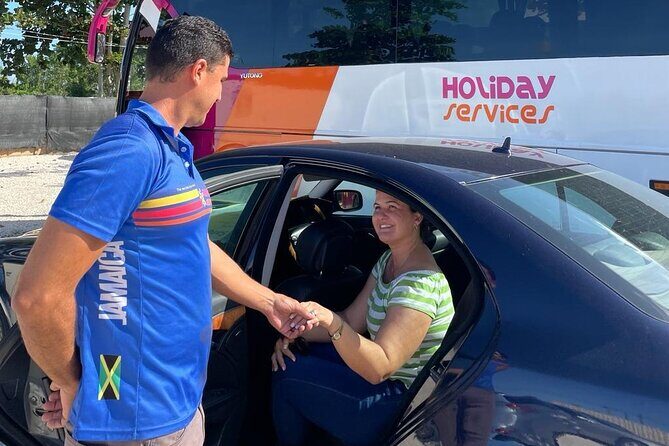 MontegoBay Airport to Ocho Rios: One way/Round Trip cheap Shuttle - An Honest Look at the Transfer Experience