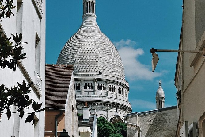 Montmartre District and Sacre Coeur Guided Walking Tour - Semi-Private 8ppl Max - Meeting Point