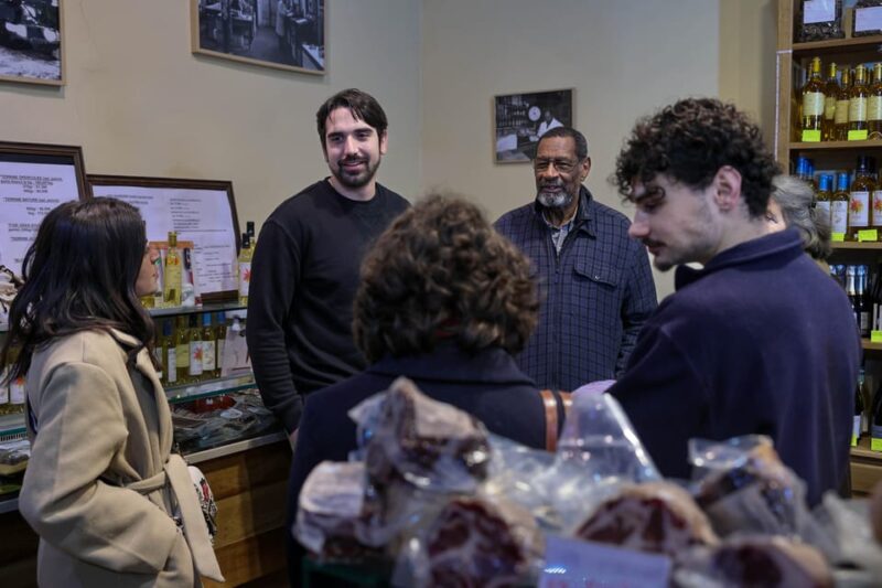 Montmartre Food Tour: Typical Dishes, Cheeses & Wine Tasting - Tasting Authentic French Cheeses