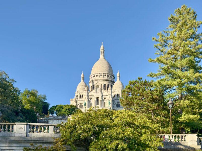 Montmartre Guided Tour With Sacré CœUr Church & City Views - Discovering the Iconic Sacré-Cœur Basilica