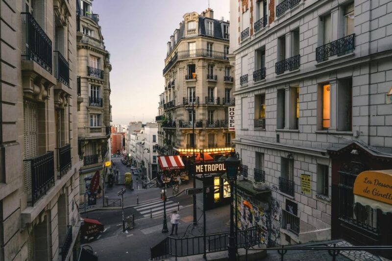 Montmartre. the Old Artist Village and Its Unique Charm. - Tour Experience