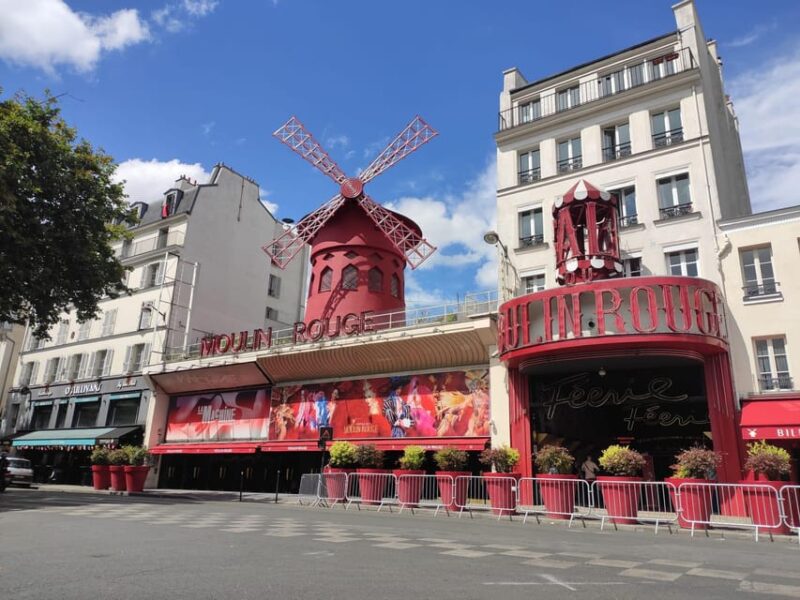 Montmartre Walking Tour With a Local Guide - Exploring the Artistic Neighborhood