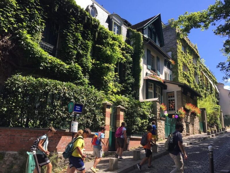 Montmartre Walking Tour With a Local Guide - Learning About Famous Artists