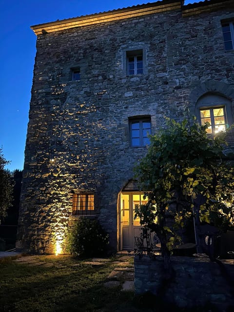 Montone: Pasta Making and Dinner at Cardaneto Castle - Activity Overview