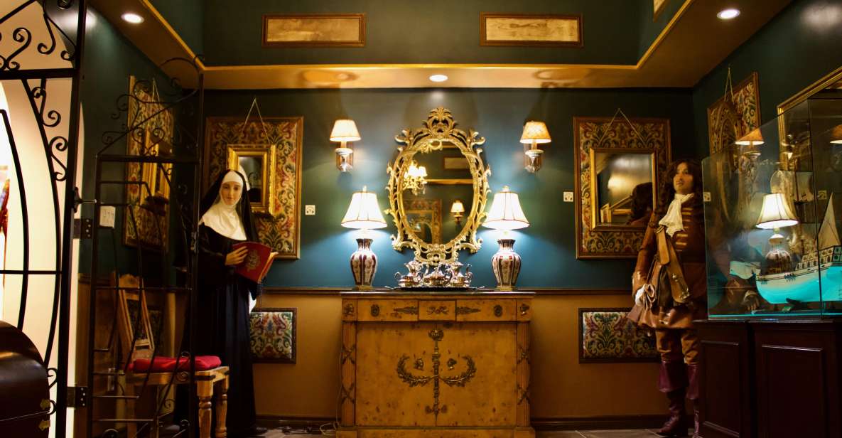 Montreal Art Center & Museum Audio Guided Tour - Grévin Museum Wax Statues