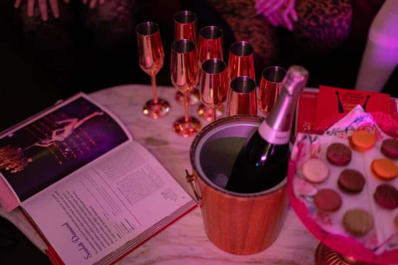 Montreal: Burlesque Dance Class - The Experience Provider