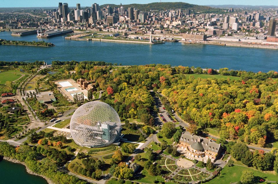 Montreal: City Architecture Guided Bike Tour - Professional Guide Commentary