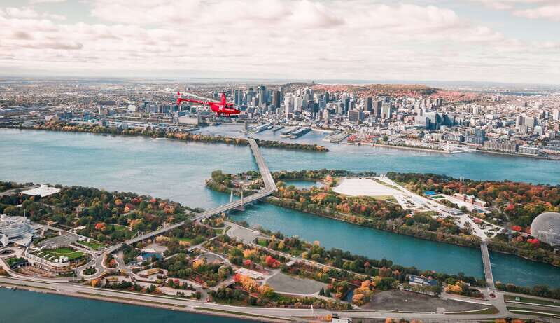 Montreal: Formula 1 Experience Helicopter Flight - Key Points