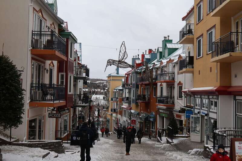 Montreal: Guided tour of the Laurentides Mont Tremblant - Key Points