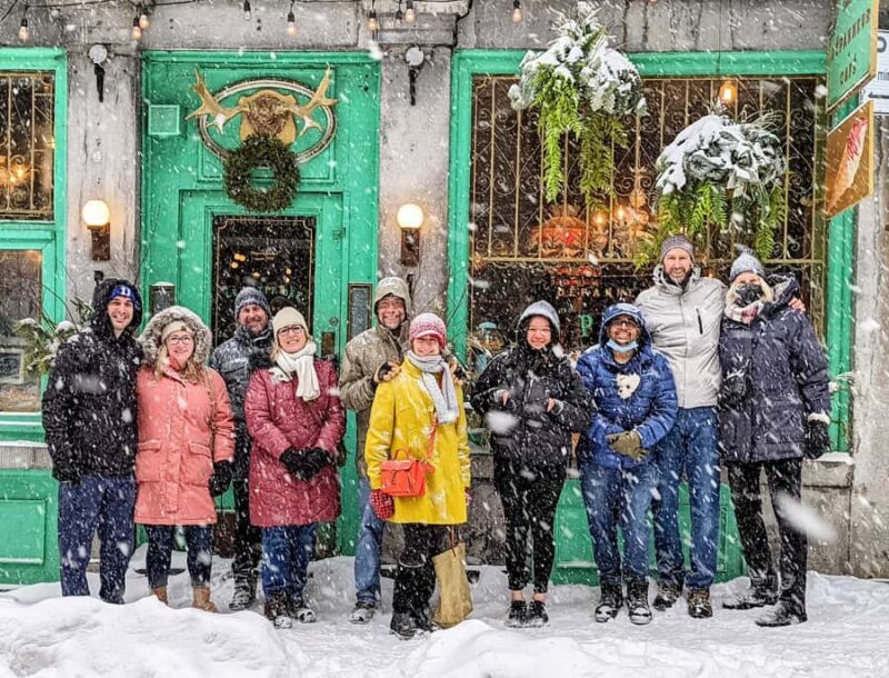 Montreal: Old Montreal Wintertime Express Walking Tour - Key Points