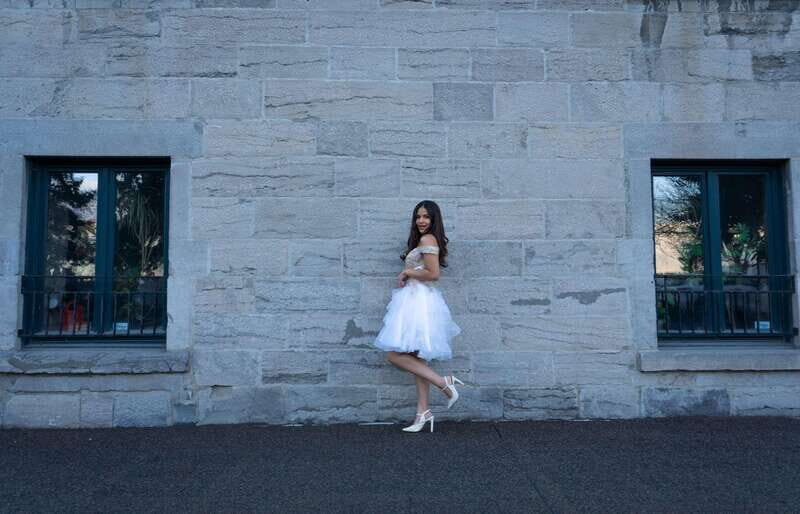 Montreal: Professional Photo Session with Delivery - Key Points