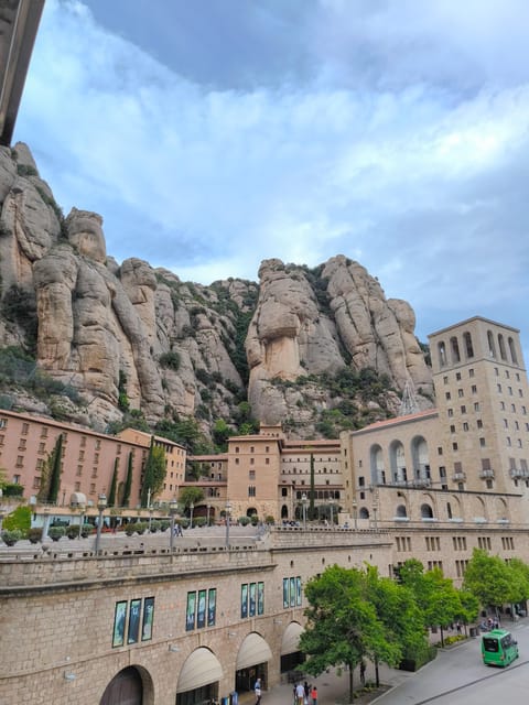 Montserrat Small Group Tour With Train and Cable Car - Frequently Asked Questions