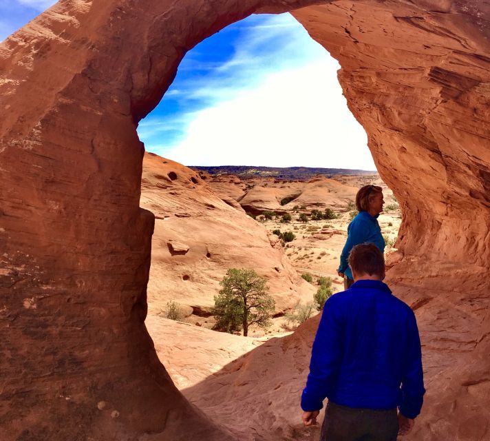 Monument Valley and Mystery Valley Full-Day Tour - Meeting Point and Pick-up