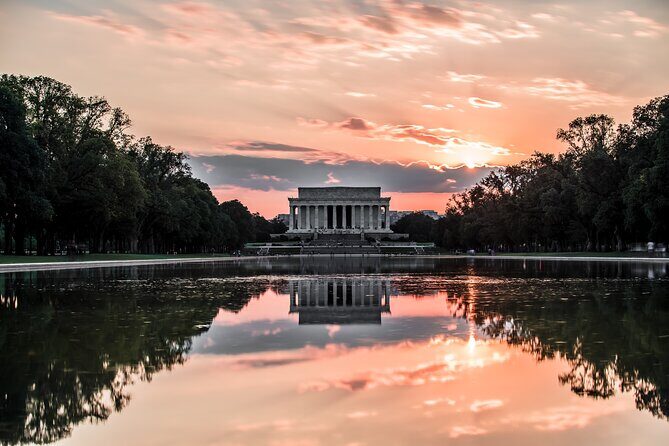 Monumental Moonlight Private Tour of Washington DC - Discovering Washington DC Under the Night Sky