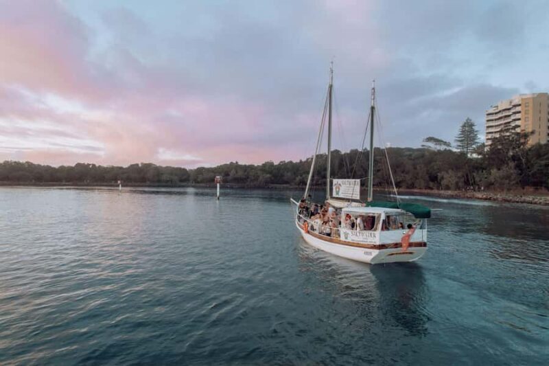 Mooloolaba Sunset Cruise with Live Music - Key Points