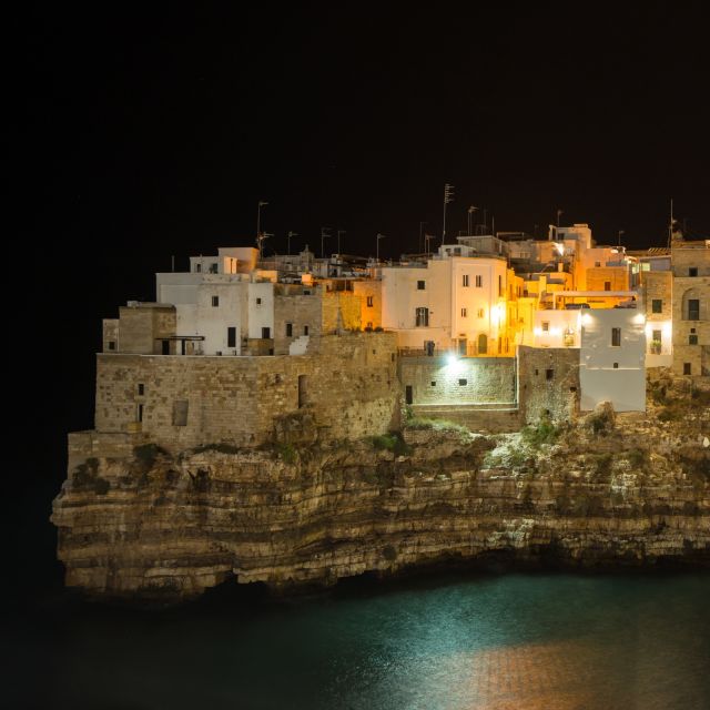 Moonlight Boat Tour to the Polignano a Mare Caves - Key Points