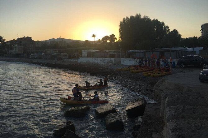 Moonlight Kayak with Dinner Included - FAQ