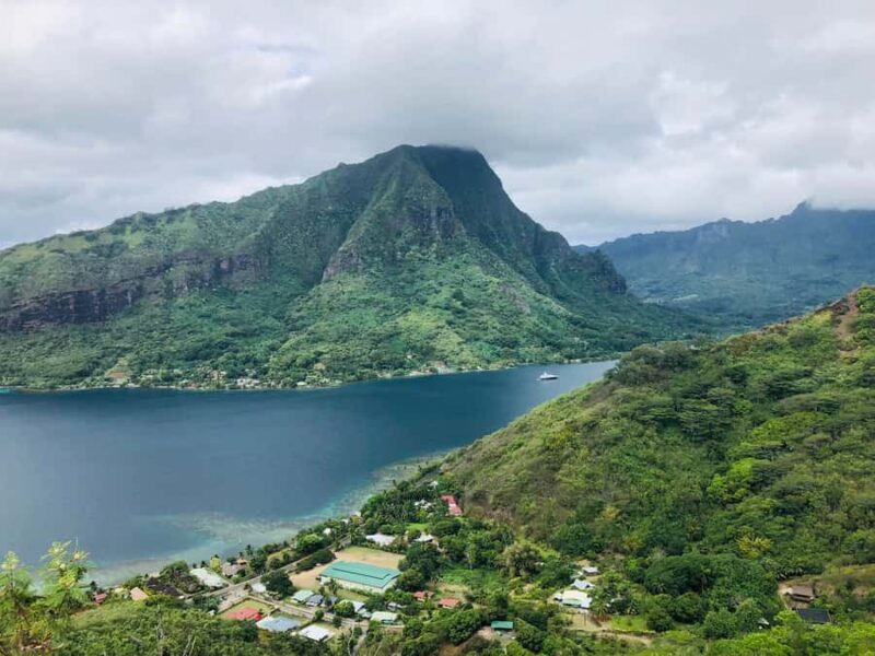 Moorea:4X4 safari excursion between land and sea with lunch - What We Think Overall: Pros, Cons, and Practical Tips