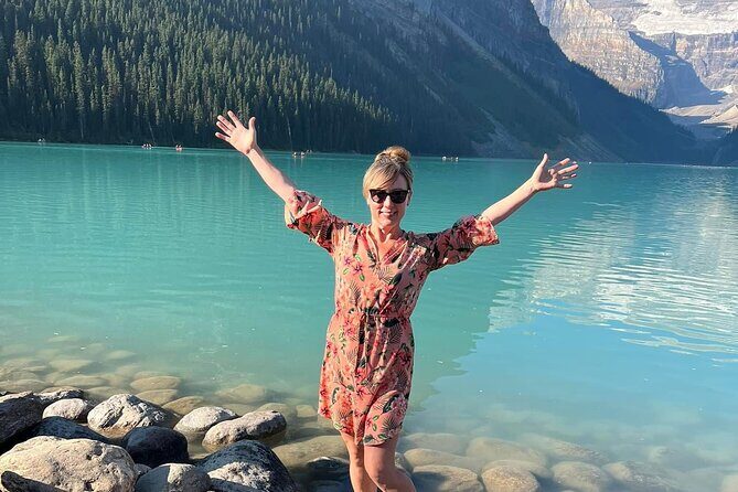 Moraine and Lake Louise with Yoho National Park Private Tour - An In-Depth Look at the Tour