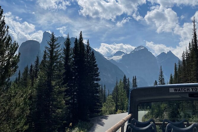 Moraine & Lake Louise Hop On / Off Open-Top Double Decker Shuttle Explorer - Meeting Point and End Point