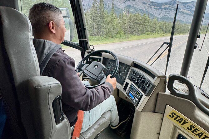 Moraine Lake Sightseeing from Samson Mall Shared Tour | On Sale! - FAQ