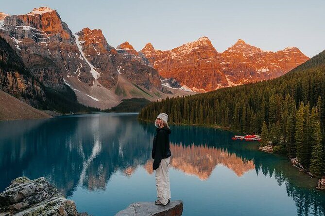 Moraine Lake Sunrise: Premium Tour from Canmore & Banff - An In-Depth Look at the Moraine Lake Sunrise Tour