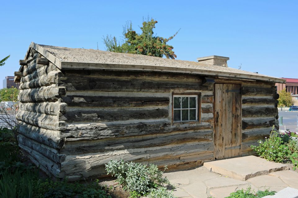 Mormon History - Salt Lake Self-Guided Audio Walking Tour - Utah State Capitol Building