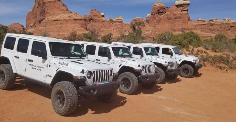 Morning Arches National Park 4x4 Tour - FAQ