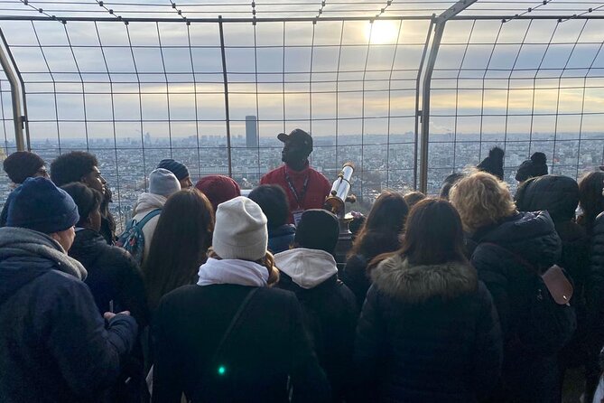 Morning Eiffel Tower Tour With a Guide and Elevator Access - Key Points