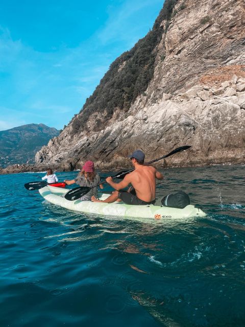 Morning Kayak & Snorkeling Tour Levanto: Outdoor & Adventure - Exploring the Marine Ecosystem