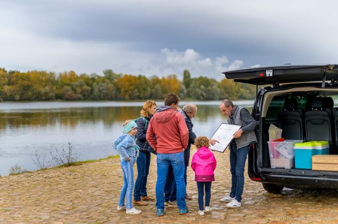 Morning - Loire Valley Wine Tour & Food Pairing, Vouvray - Group Size and Languages