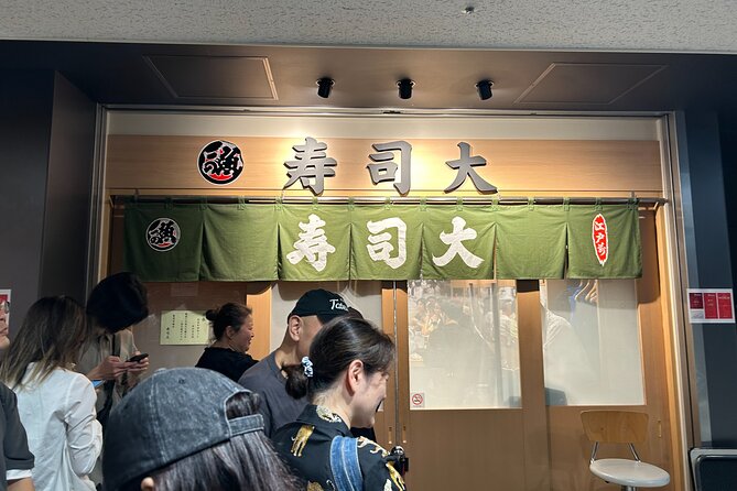 Morning Market Adventure: Toyosu & Tsukiji With Tuna Auction - Accessibility and Participation