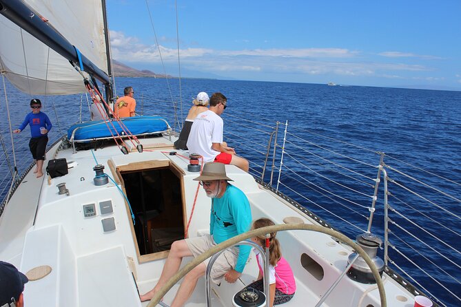 Morning Snorkel Sail From Lahaina Harbor - Crew Professionalism and Expertise