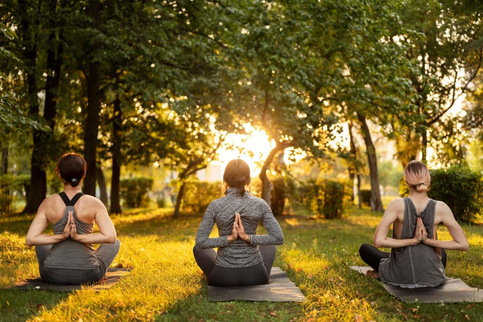 Morning Yoga at Mirador Sur Park - Included in the Tour