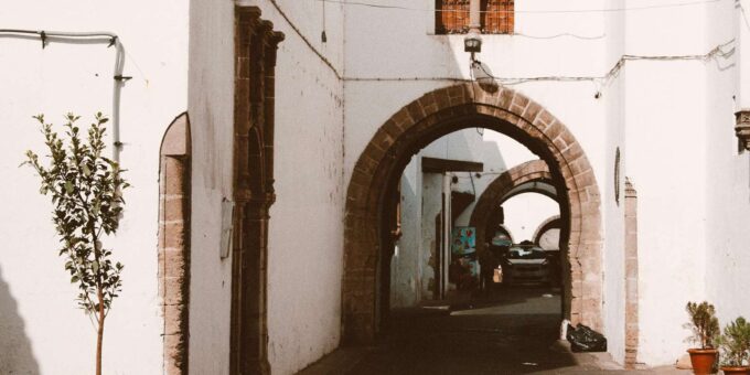 Morocco 14-DAY Private Luxury Tour From Tangier to Marrakech - Immerse in Marrakechs Vibrant Culture